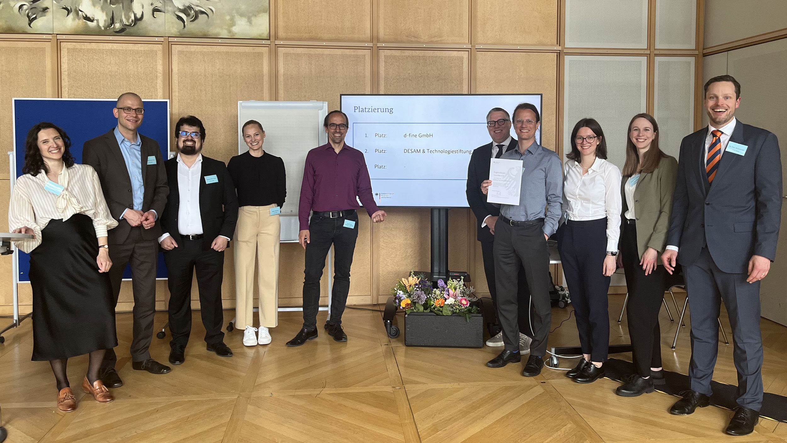 Gesundheitsdaten sicher und besser finden, verstehen und datenschutzkonform verknüpfen: Health Study Hub und Datennexus in Post-COVID Challenge ausgezeichnet